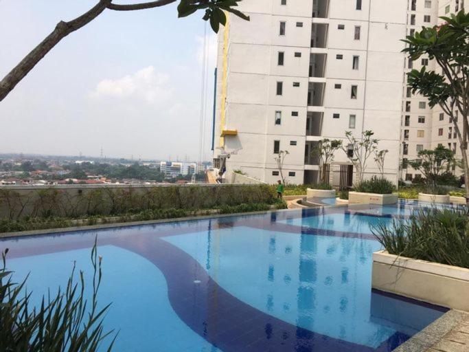 Moagi Alamanda - Netflix Ready! At Bassura Appartement